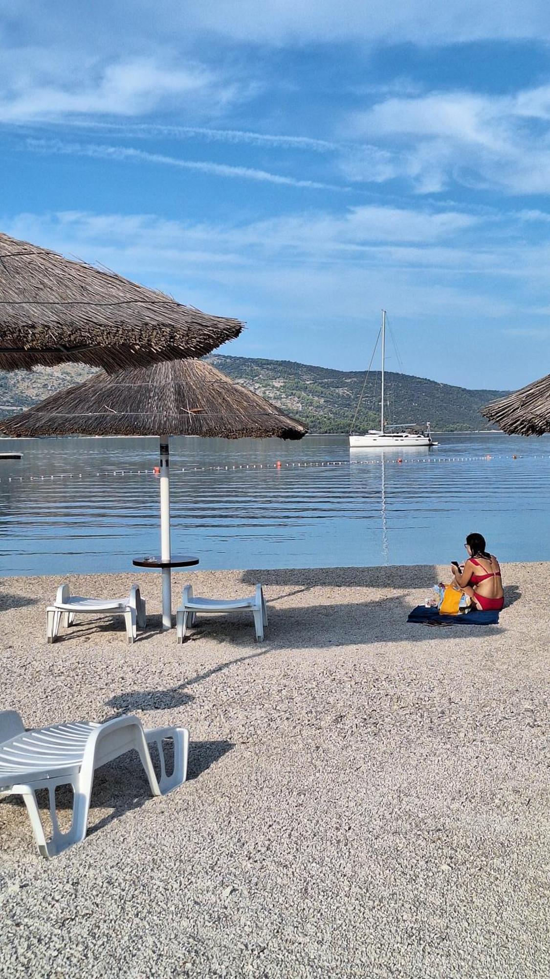 Apartmani I & J Seric Seget Vranjica Bagian luar foto